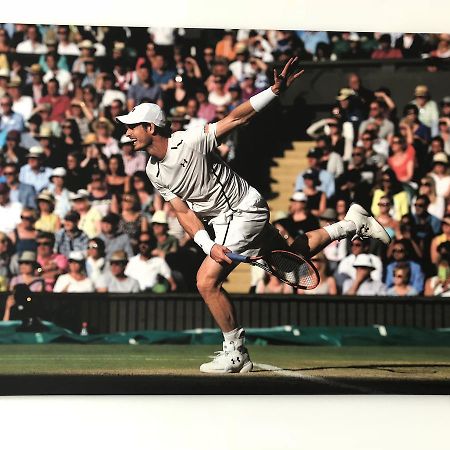 Pension Tennisweber Schwechat Luaran gambar